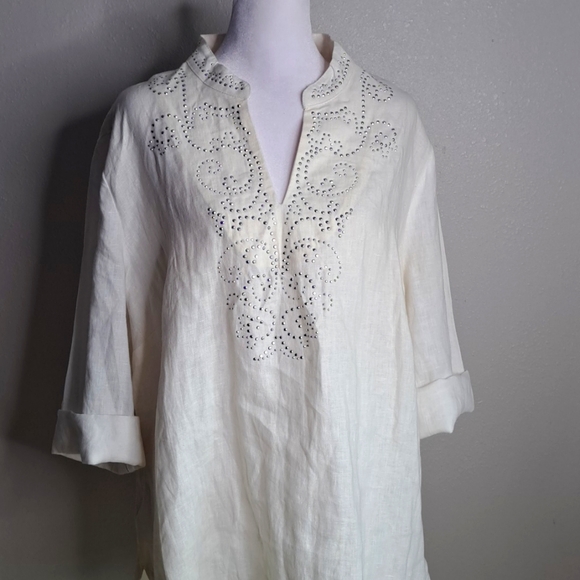 JM Collection Tops - NWT JM Collection Linen Top Tunic Silver Rhinestones Roll-tap Sleeve Sz 18 (XL)